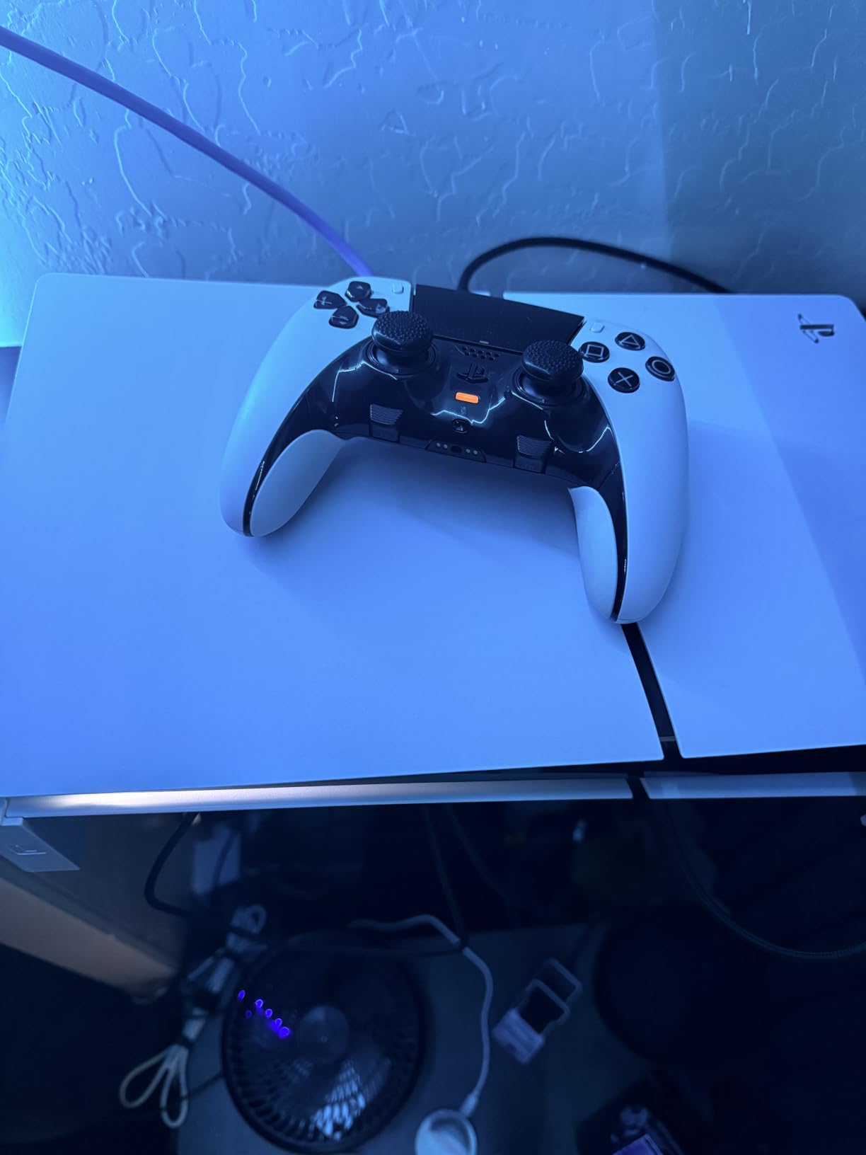 PlayStation DualSense Edge Wireless Controller customer photo 1