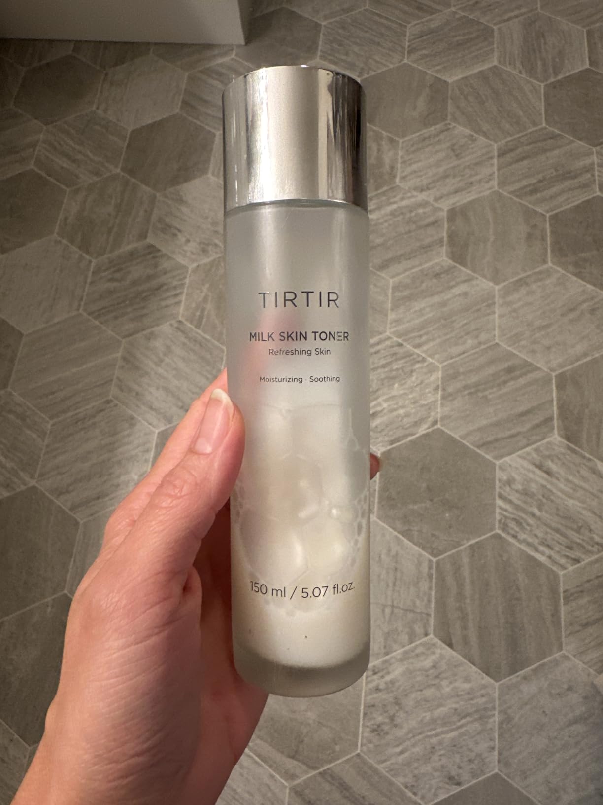 TIRTIR Milk Skin Rice Toner - Deep Moisturizing, Hydrating and Refreshing for face, Niacinamide, Ceramide, Rice Bran Extract, Nature-Oriented Ingredients, Korean Skin Care, Vegan, 150ml / 5.07 fl.oz. customer photo 1
