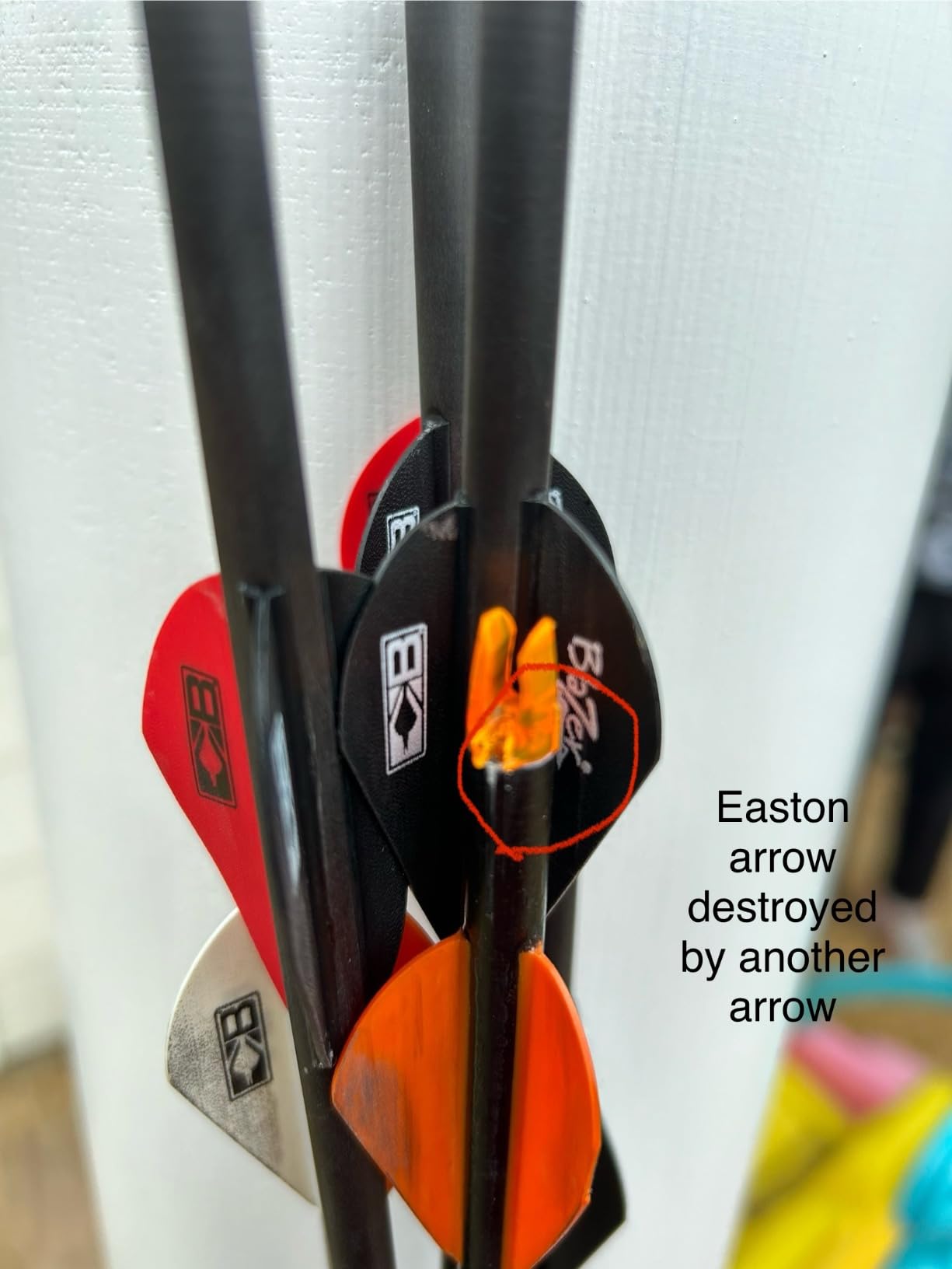 sanlida 100% Pure Carbon Hunting Arrows, Olympic-Grade 10 Spines Deflection (Unique), 0.001