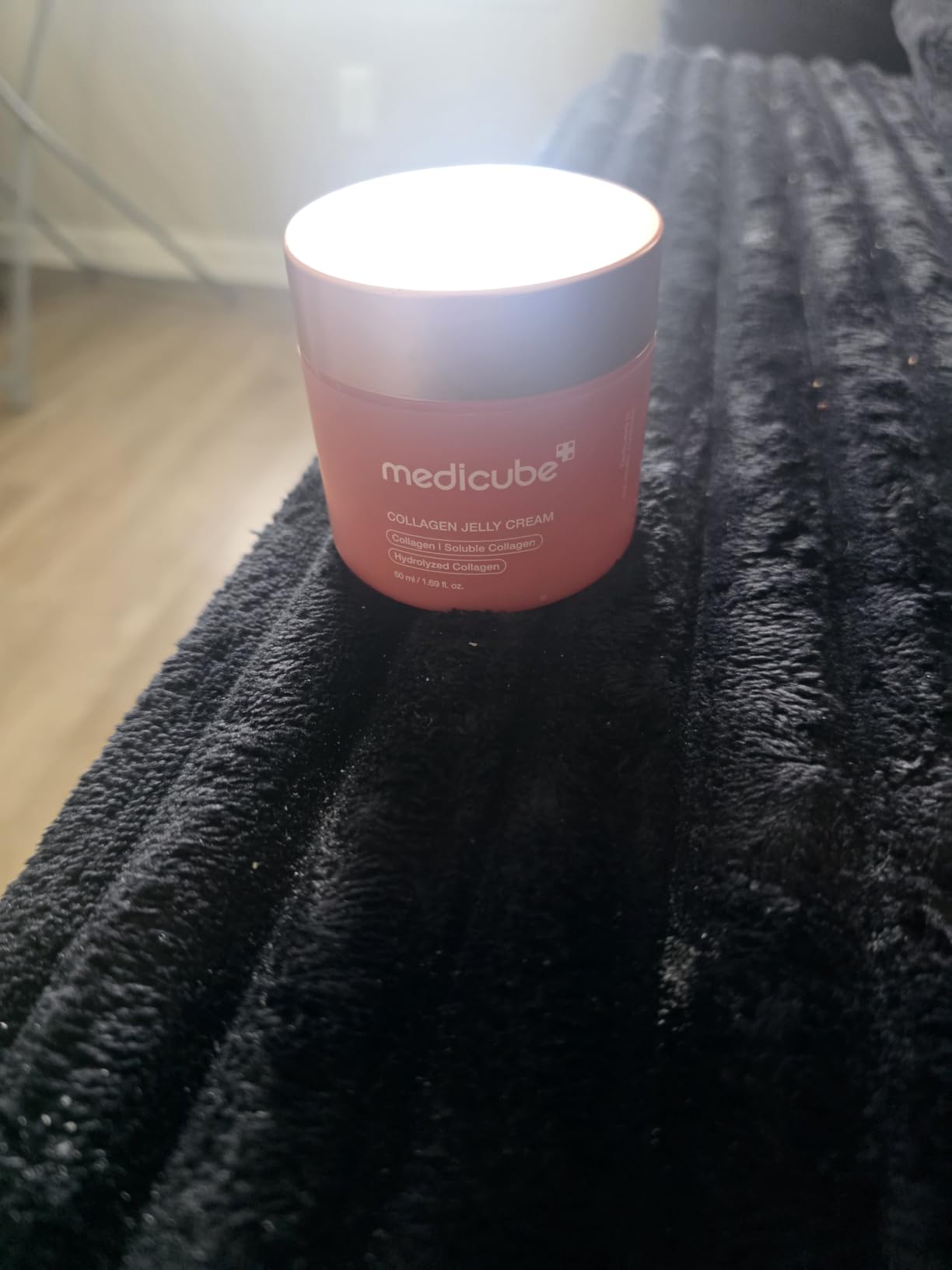 medicube Jelly Cream with Collagen & Niacinamide, 3.71 fl.oz customer photo 2