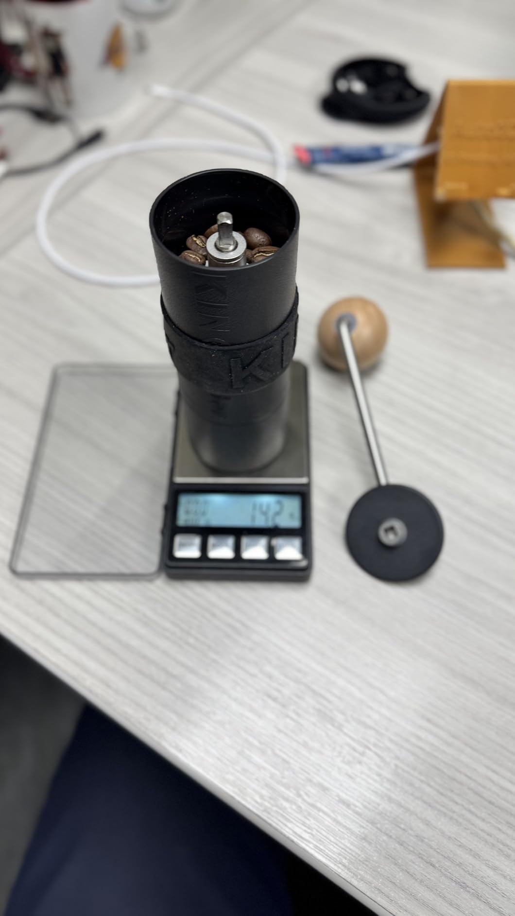 KINGrinder P2 Lightweight Manual Coffee Grinder, ABS Body, Stainless Burr customer photo 2