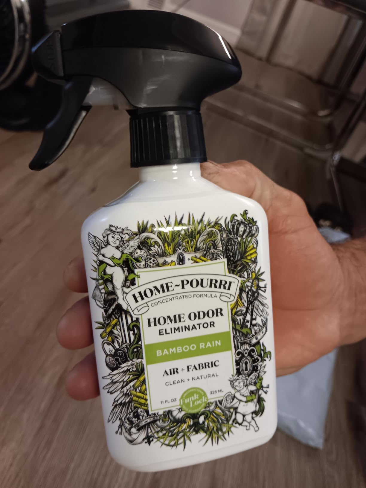 Poo-Pourri Before-You-Go Pocket Toilet Spray, Beach Bum, 1 Fl Oz customer photo 2