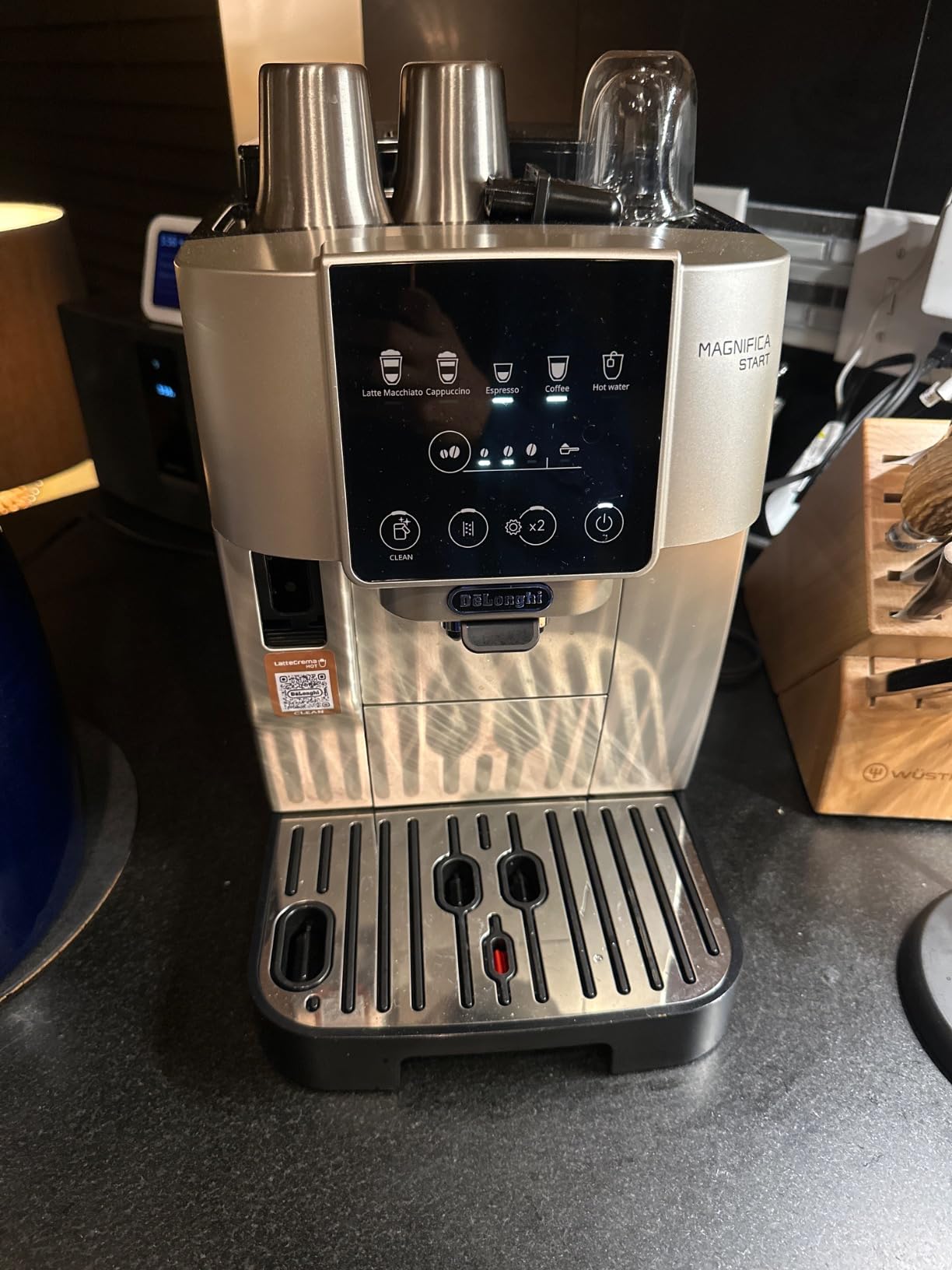 De'Longhi Magnifica Start Automatic Espresso Machine, Milk Frother, Silver customer photo 2