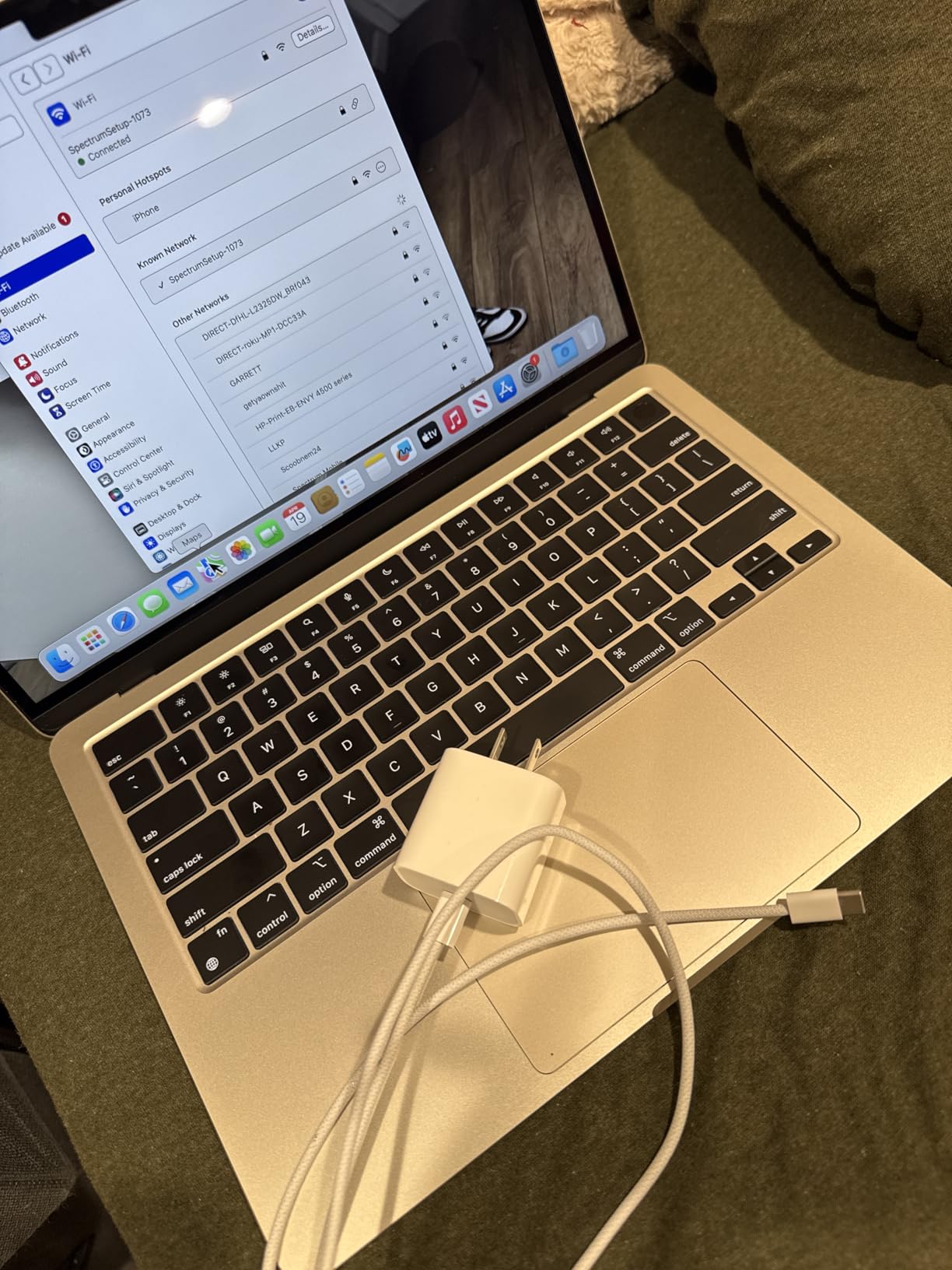 Apple 2024 MacBook Air with Apple M3 Chip, 13-inch, 8GB RAM, 256GB SSD Storage, Space Gray (Renewed) customer photo 2