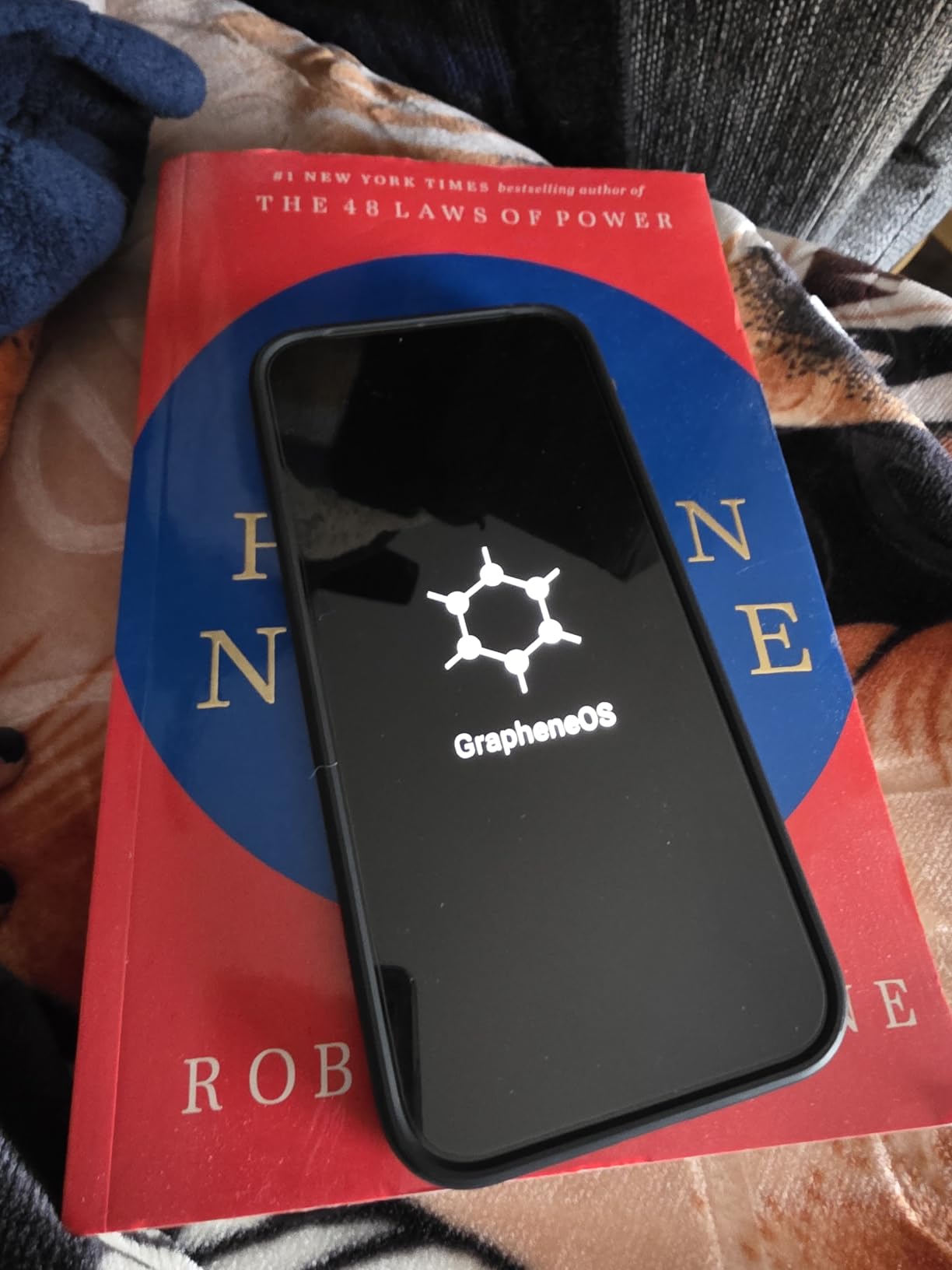 Google Pixel 9 Pro XL - Unlocked Android Smartphone with Gemini, Triple Rear Camera System, 24-Hour Battery, and 6.8