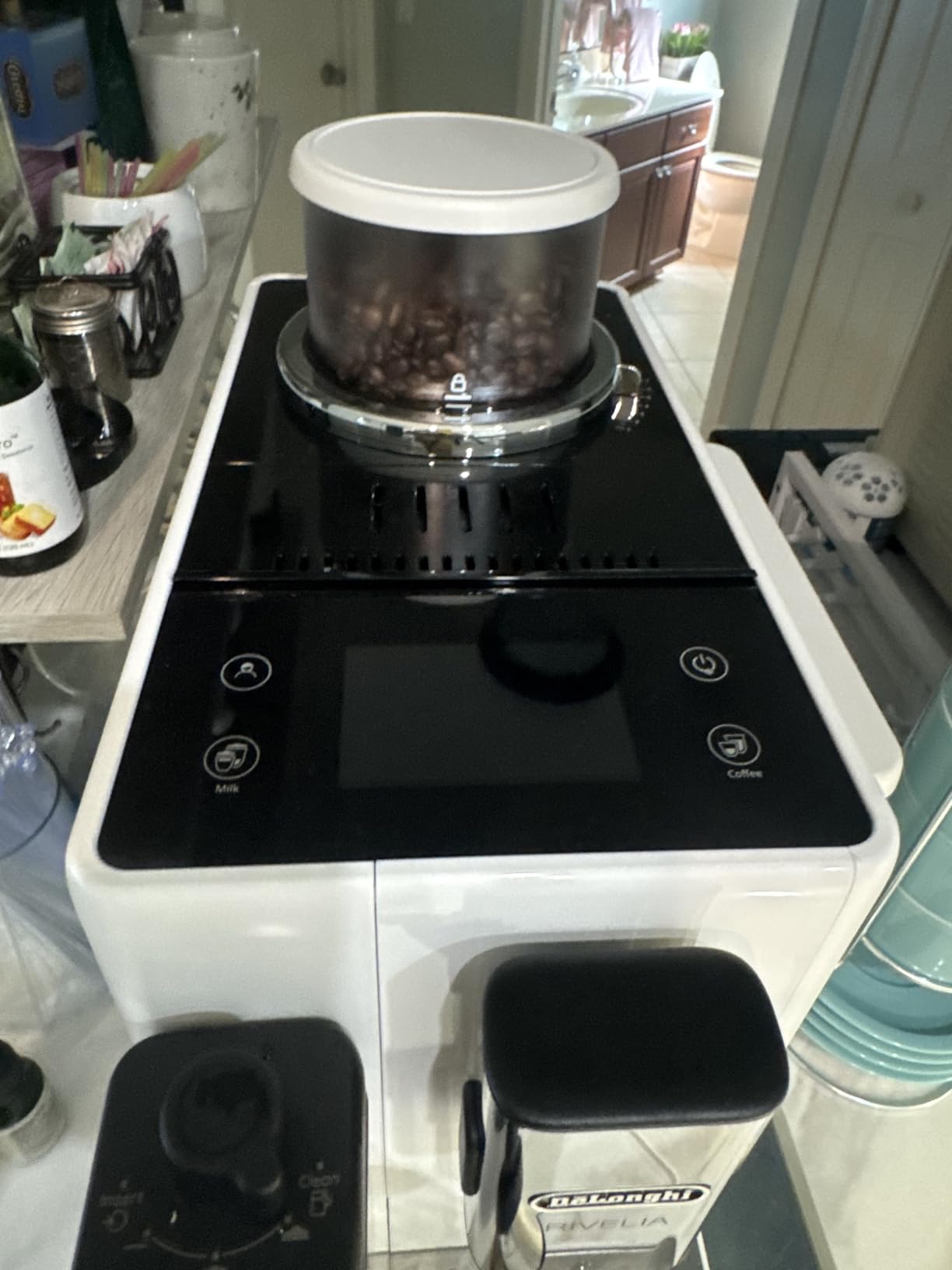 De'Longhi Rivelia Automatic Espresso Machine, Milk Frother, White customer photo 2