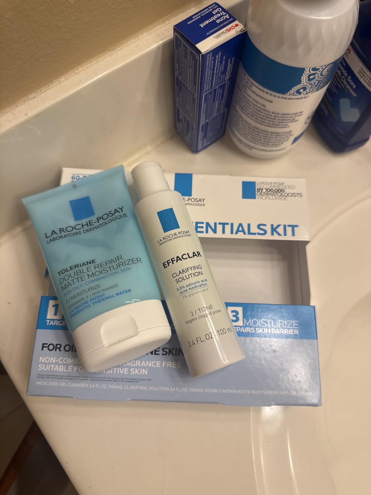 La Roche-Posay Effaclar Daily Acne Kit with Cleanser, Toner & Moisturizer customer photo 1