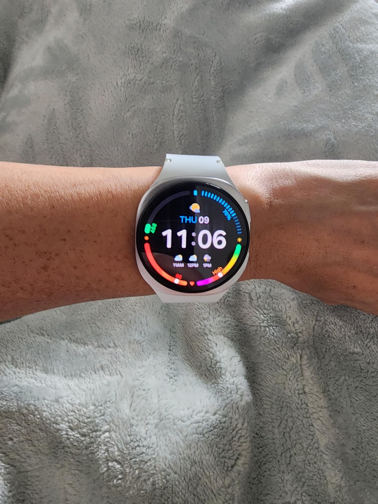 Samsung Galaxy Watch 8 (2025), Graphite, 44mm, Bluetooth Smartwatch customer photo 1