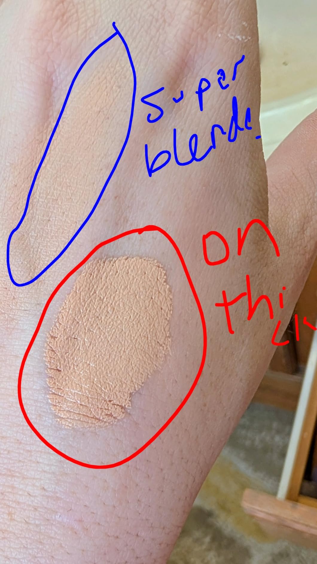 Charlotte Tilbury Airbrush Flawless Matte Foundation - Full Coverage Liquid Makeup with a Natural-Matte Finish - Smoothes & Blurs Pores - Waterproof & Transfer Resistant customer photo 1