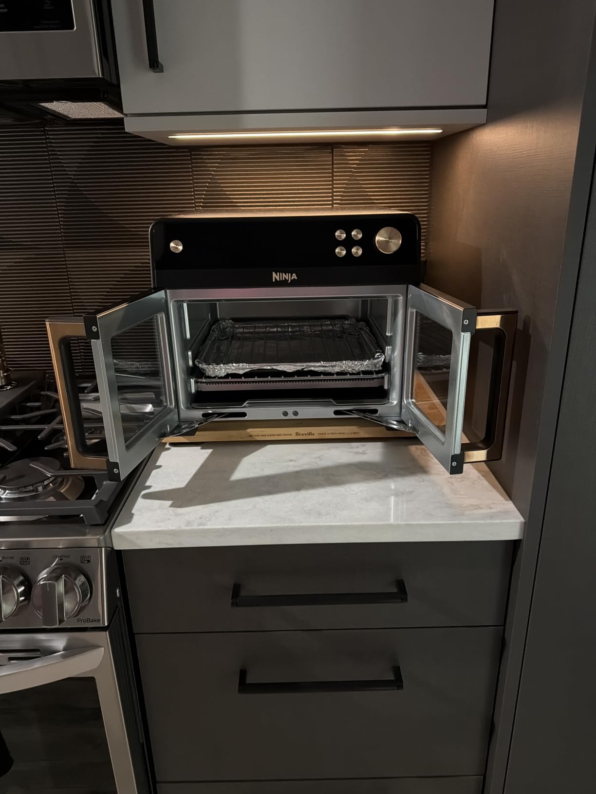 Ninja French Door Premier Air Fry Oven, 10-in-1, 20.3 Qt, Stainless, FO101 customer photo 2