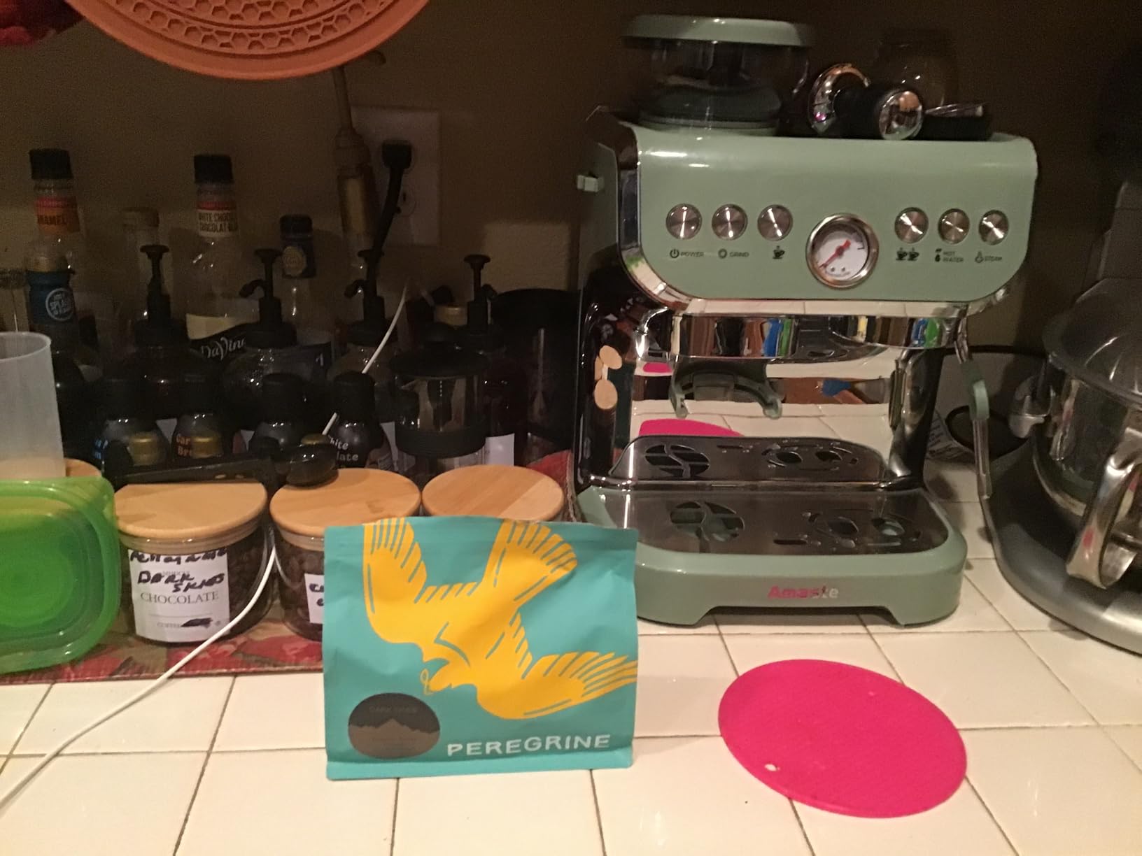 Amaste Espresso Machine with Grinder, Steam Wand, Pre-Infusion, Retro White customer photo 2